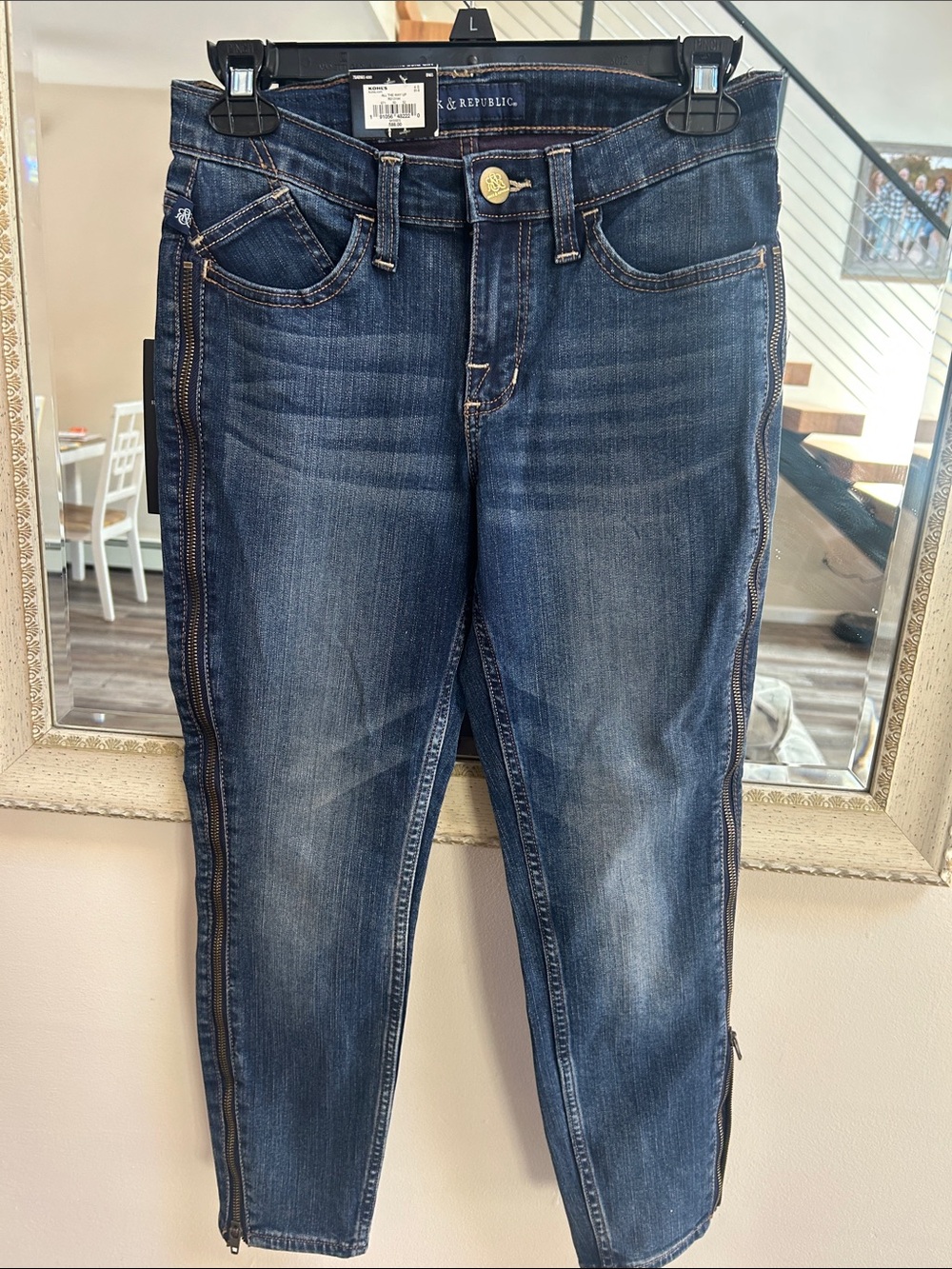Rock & Republic Dark Blue Ankle Skinny Jeans with Side Zips